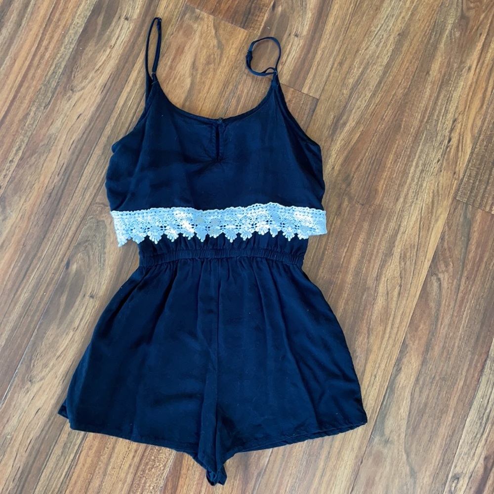 Romper - Picture 2 of 3